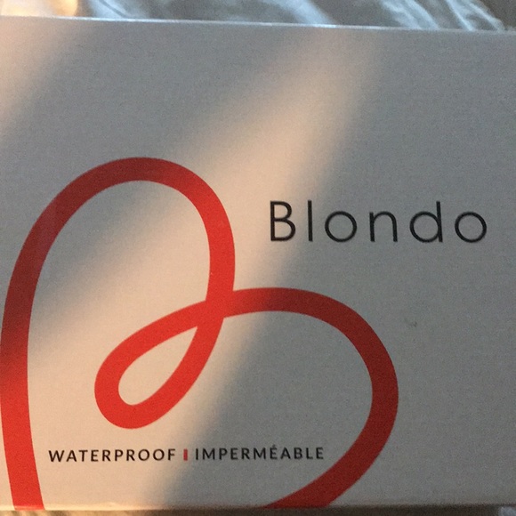 Brand new tags on Blondo brand, waterproof bootie. - Picture 3 of 3